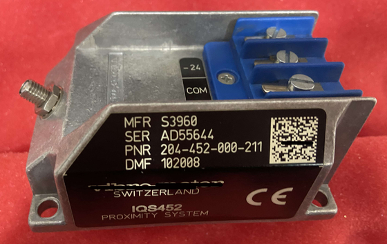 IQS452 204-452-000-011 接近システム信号調節器