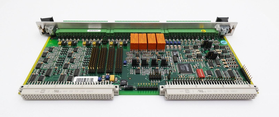 IOC4T 200-560-000-011 I/O カードは信号インターフェイスとして機能し,機械の保護と基本状態監視