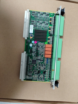 IOC4T 200-560-000-114 I/O カードは信号インターフェースとして機能し,機械の保護と基本状態モニタリング