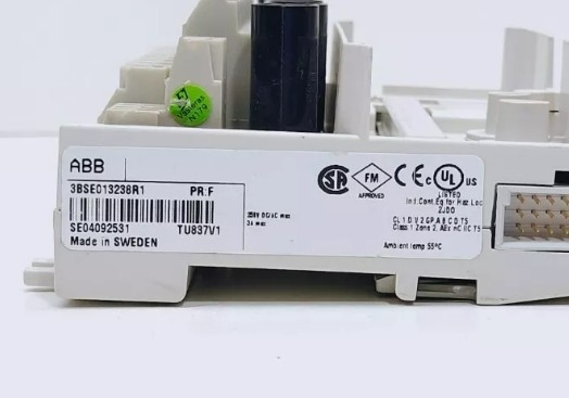 ABB TU837V1 3BSE013238R1 拡張モジュール終了ユニット 8x1 融合したアイソル.信号