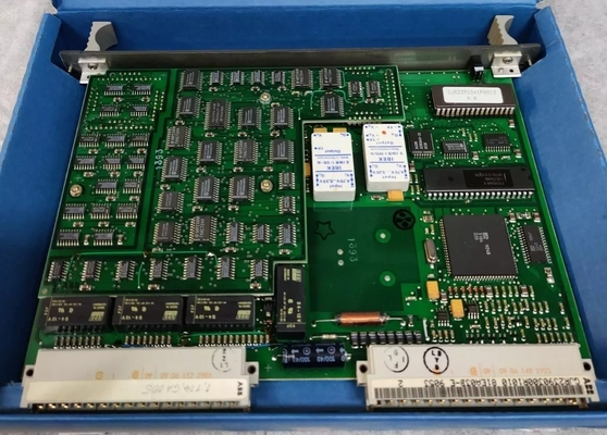 ABB 83SR07E-E GJR2392700R1210 バスコップリングモジュール 制御システム