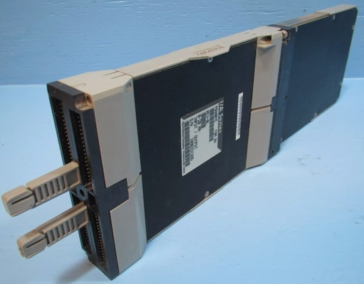 Foxboro P0400YE FBM04 0-20 MA インターフェースモジュールは,4つのDC アナログ入力チャネルと4つの出力チャネルを含む
