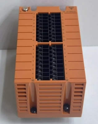 STB4D-10 YOKOGAWA 24 V DC デジタル I/O モジュールのプロッサー・クランプ・ターミナル・ブロック 双重冗長