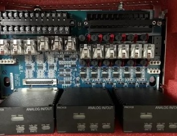 151X1202YE08PP14 IS400TRLYS1BJJ GE アナログ I/O モジュールのターミナルボード