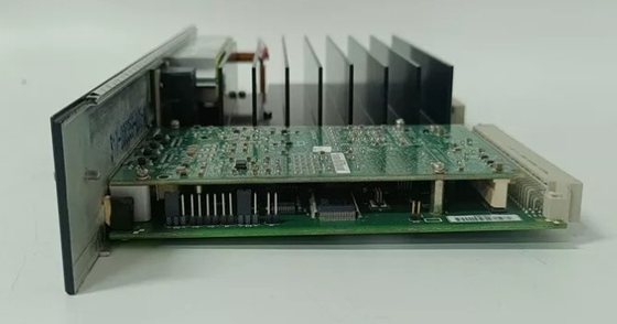IC698CPE030 GE中央処理ユニット CPU I/O とスマートオプションモジュールと通信