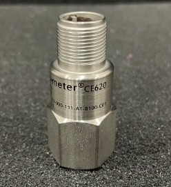 CE620 444-620-000-011-A1-B100-C01 電子機器を組み込んだピエゾ電気加速計