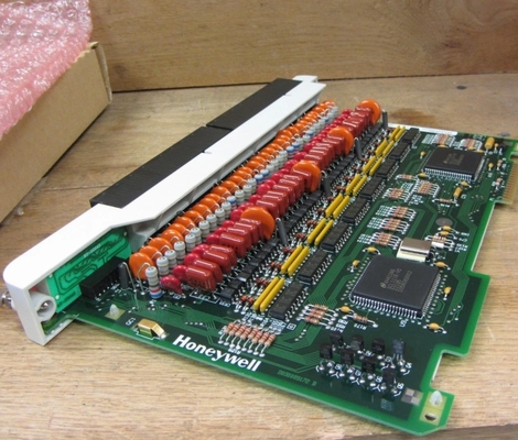 ハニーウェル 621-1180RC 115 VAC デジタル入力ボード 32 PT PLC モジュール
