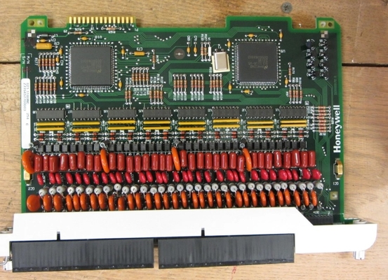 ハニーウェル 621-1180RC 115 VAC デジタル入力ボード 32 PT PLC モジュール