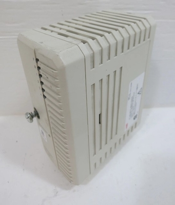 RFO800 P-HB-RFO-80010000 産業自動化システムのためのABB PLCモジュールインターフェース