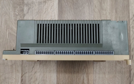 07KT97 GJR5253000R0200 ABB PLC中央ユニット 24VDC自動制御モジュール