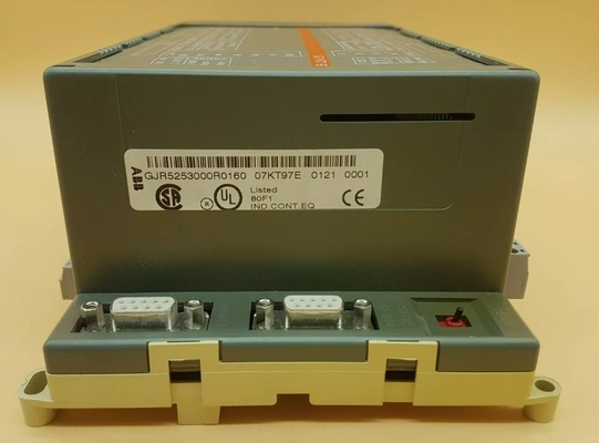 07KT97 GJR5253000R0160 ABB アドバンテージコントローラ 31 基本ユニット PLC モジュール