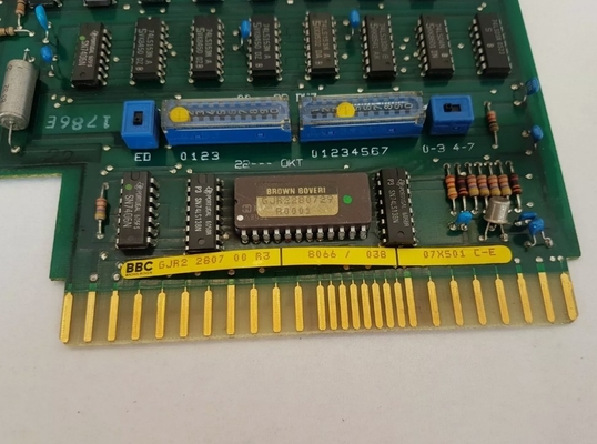 07XS01 GJR2280700R3 ABB カードプログラム PLC モジュール制御システム