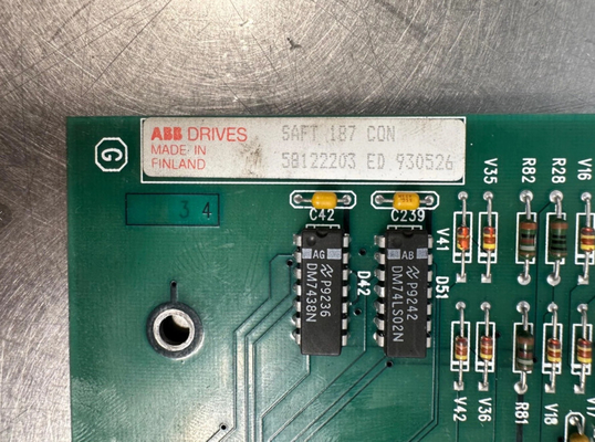 SAFT 187 CON 58122203 ABB 制御盤