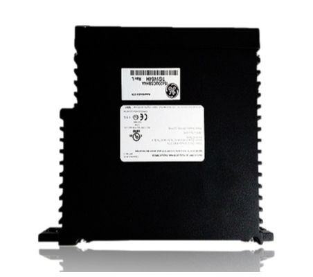 IS420UCSBS1A GE Mark VIe 制御システム UCSC コントローラー I/O パック