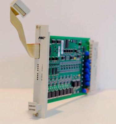 ハニーウェル 防災デジタル出力モジュール 24 Vdc 0.55 A 8 チャネル