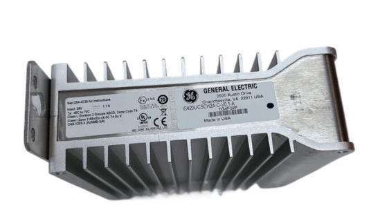 IS420UCSCH1A GE Speedtronic タービン MARK Vle UCSC コントローラー