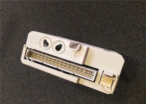 Abb AI835 3BSE008520R1 Abbのデジタル入力 モジュール8 CH