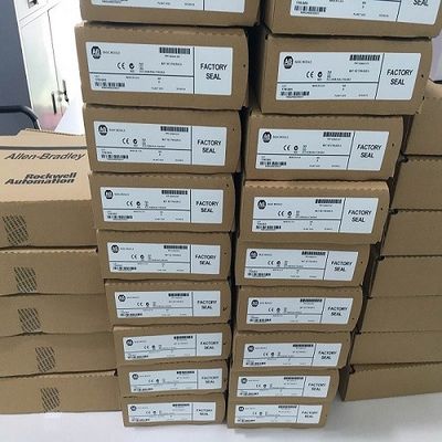 1746-A10アレン ブラッドリーSLC 500 1746の入力/出力モジュールのための10のスロット モジュラー シャーシ