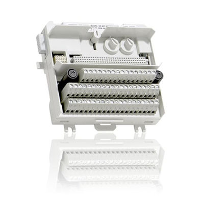 TU830V1 ABB S800はモジュールの終了の単位2x16信号ターミナル3BSE013234R1を拡張した