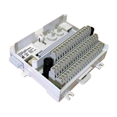 TU830V1 ABB S800はモジュールの終了の単位2x16信号ターミナル3BSE013234R1を拡張した