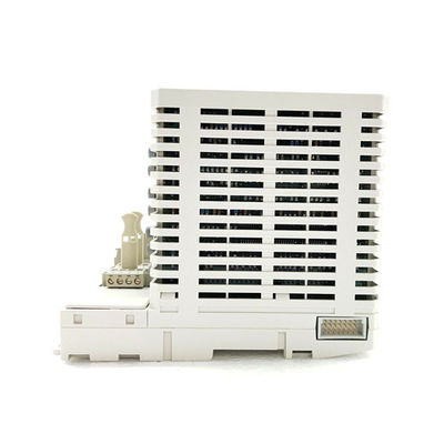 PM825 ABB AC S800プロセッサ・モジュールPLCの予備品3BSE010796R1