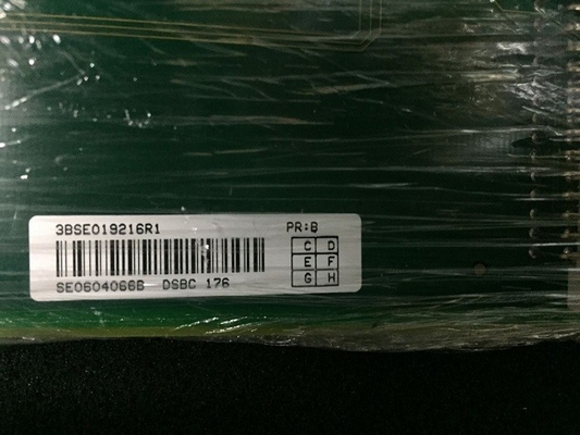 DSBC176 ABB S100入力/出力のバス機能拡張装置板モジュールPLCの予備品3BUR001661R1