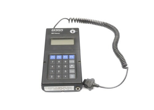 IC660HHM501 GE Fanuc GEのGeneral Electric手持ち型のモニター手オペレータ