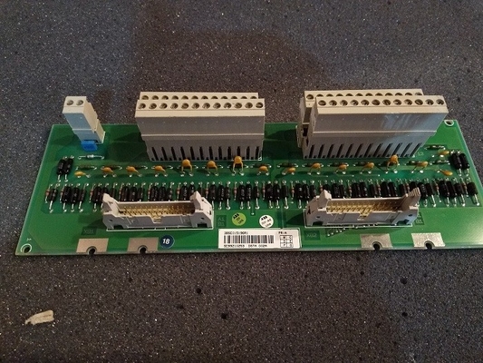 DSTA155P ABB S100 I / Oターミネーションユニット接続ユニットPLCスペアパーツ3BSE018323R1
