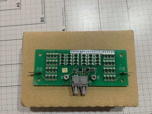 XVC722AE02 ABB XV C722 AE02主要な回路インターフェイス板PLCの予備品3BHB002751R0102