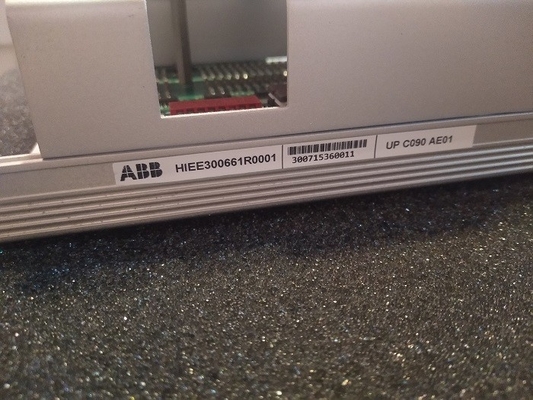C090 AE01 DC AC回路インターフェイス板PLCの予備品HIEE300661R0001の上のUPC090AE01 ABB