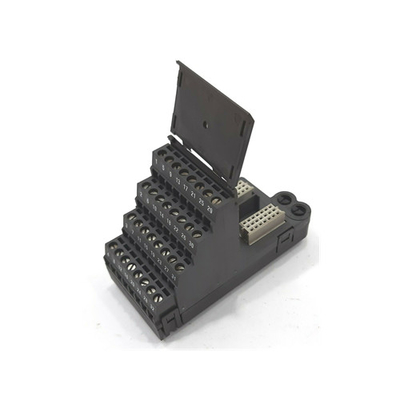 KJ4001X1-CJ1エマーソンEPRO DeltaV 32チャネルのターミナル ブロック12P1902X032