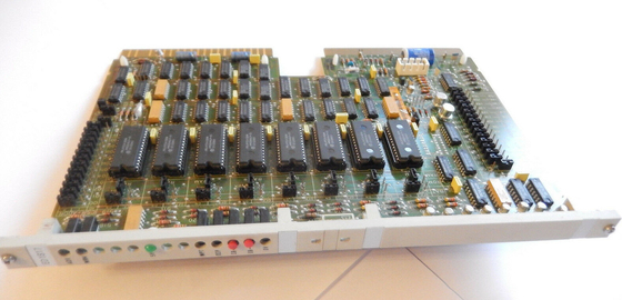 ED1817 ABB BBC Baugruppeデータ力インターフェイス板PLCの予備品HESG33038R1