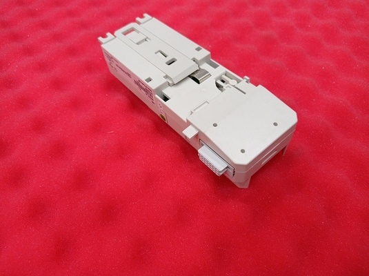 TU812V1 ABB S800入力/出力のコンパクト モジュールの終了の単位のAbbのプロセス・オートメーション3BSE013232R1