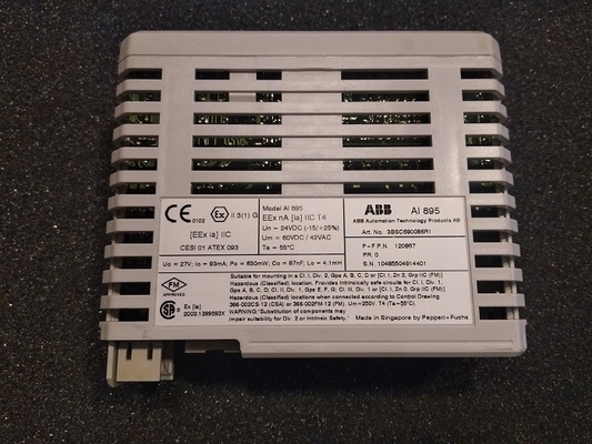 AI895 3BSC690086R1 ABB PLCのアナログ入力は雄鹿8 CH S800入力/出力である