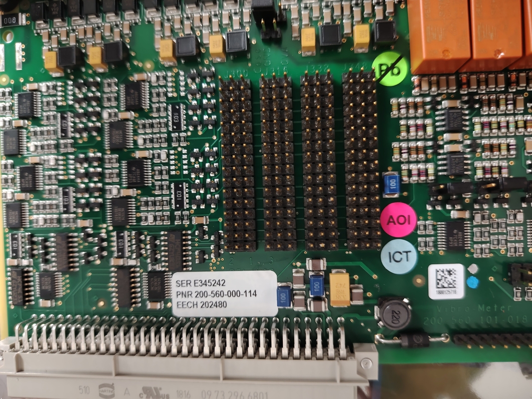 IOC4T 200-560-000-014 I/O カードは信号インターフェースとして機能し,機械の保護と基本状態モニタリング