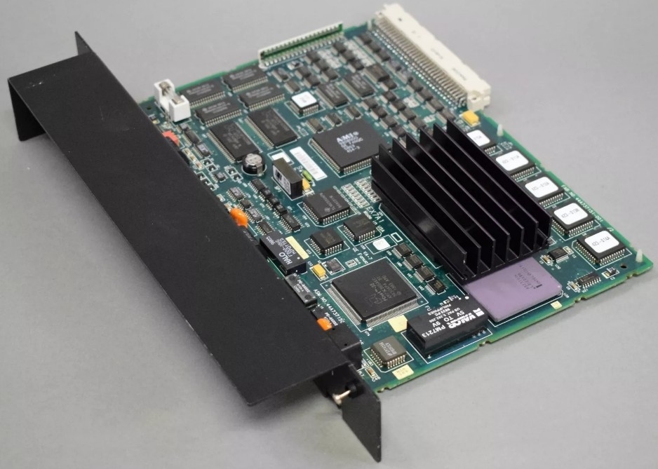 IC697CMM742 GE イーサネット インターフェース 2 タイプ 高性能 TCP/IP PLC を提供
