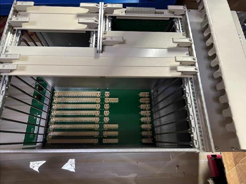 ABBシステムラック 89IL06A-E GJR2393500R0100 Procontrol カタログモジュール 16*16*12cm 寸法と12ヶ月保証