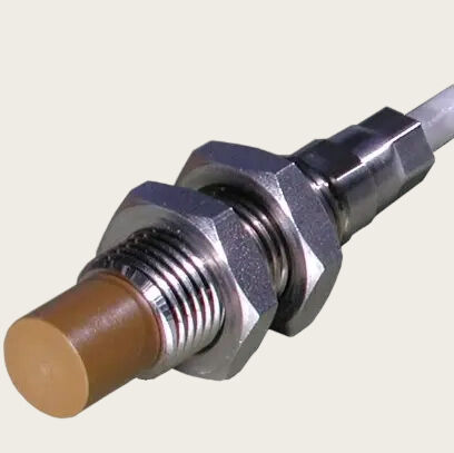 TQ403 111-403-000-013 A1-B1-C086-D000-E050-F2-G048-H05 接近変数器